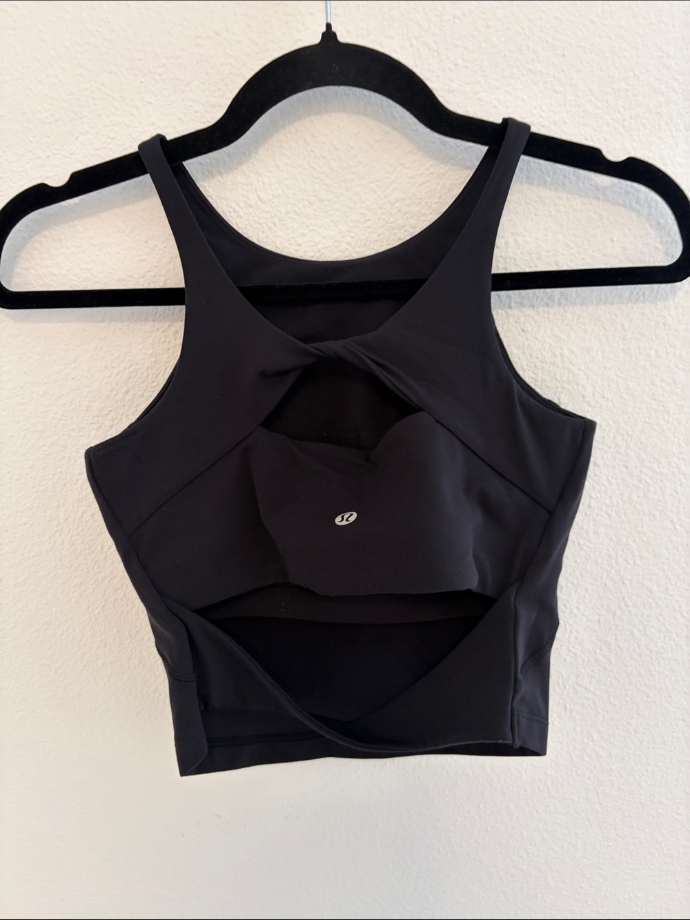 lululemon athletica Black Cropped Twist-Back Sports Tank